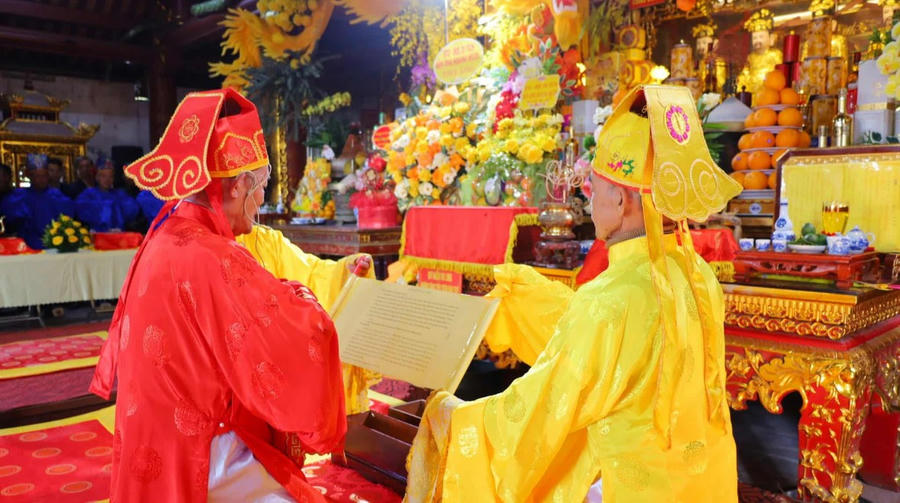 Lễ Đại tế tại Lễ hội Đền Ông Hoàng Mười năm 2025.
