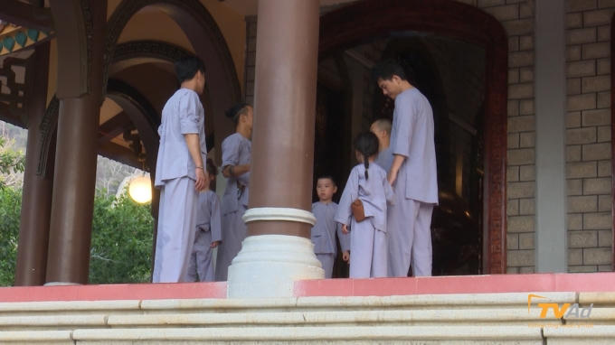 Bố ơi m&igrave;nh đi đ&acirc;u thế tập 9 m&ugrave;a 3: B&eacute; Bell li&ecirc;n tục phạm quy trong giờ y&ecirc;n lặng