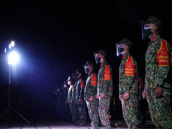 ai-o-dau-o-yen-do-luc-luong-quan-doi-dong-loat-xuat-quan-ho-tro-nguoi-dan-chong-dich-covid-19-1