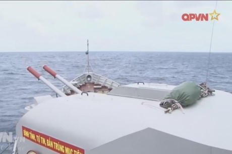 Sức mạnh ít biết pháo hạm AK-726 trên tàu chiến Việt Nam