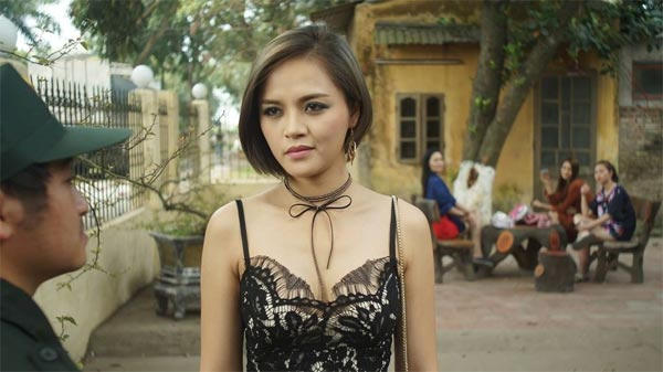 'Quỳnh Búp Bê' gây sốt nhờ đề tài mới lạ và gai góc.