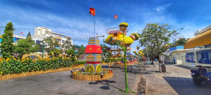 Đánh dấu thêm một năm cũ đã trôi qua, mùa xuân là mùa khởi đầu cho một năm mới và là mùa được mong chờ nhất trong năm. Hãy vẫy tay tạm biệt năm cũ, cùng người dân TP Phan Thiết đón nhận năm mới với nhiều ước mơ, hoài bão cho một năm Tân Sửu tràn ngập niềm vui và hạnh phúc.