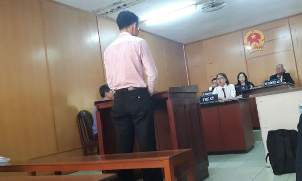 Bị cáo Huyền tại phiên tòa.