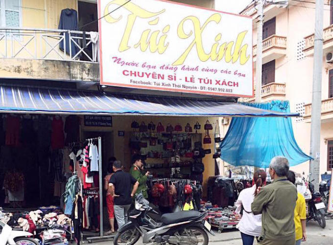 Hiện trường vụ án mạng nam thanh niên dùng búa đinh đập bạn gái tử vong rồi tự tử.