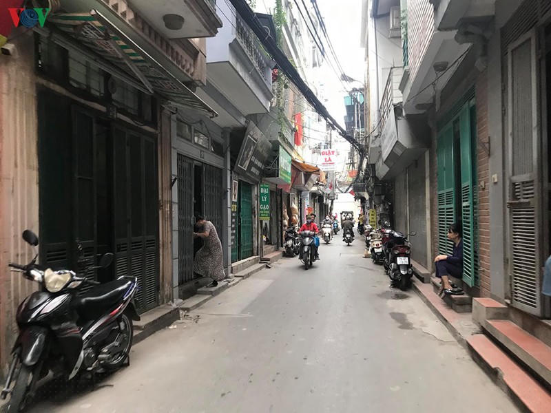 anh: nguoi ha noi binh tinh trong nhung ngay