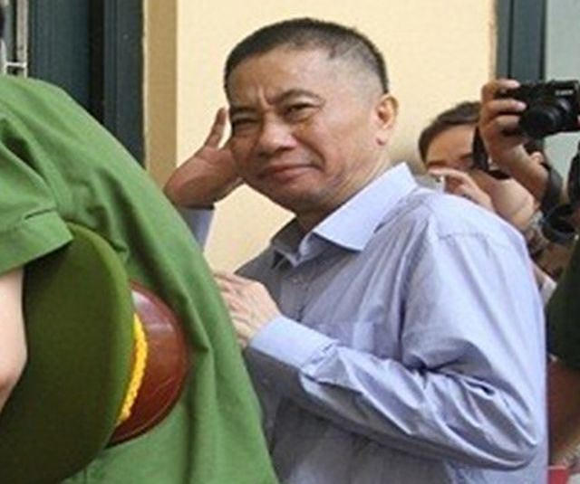 Những túi quà tiền tỉ từ cựu lãnh đạo Oceanbank đã khiến cựu Kế toán trưởng PVN Ninh Văn Quỳnh phải ngồi tù.