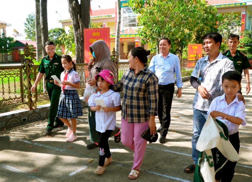 Dự án mang ý nghĩa nhân văn sâu sắc, thể hiện tình cảm, trách nhiệm của cán bộ, chiến sỹ Bộ đội Biên phòng trong sự nghiệp giáo dục và công tác an sinh xã hội