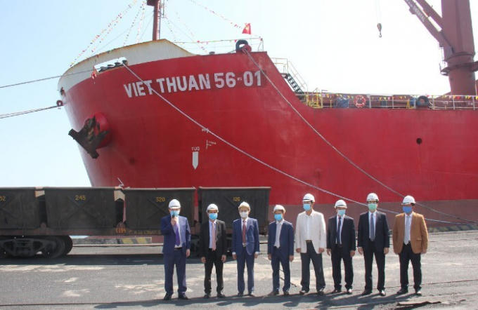 tieu-thu-1-102530365 (1)