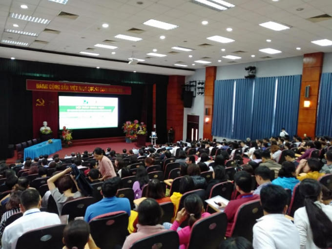 Hội thảo diễn ra với sự tham dự của nhiều khách mời, các GS.TS trong ngành Y, và các cán bộ, sinh viên trong trường.