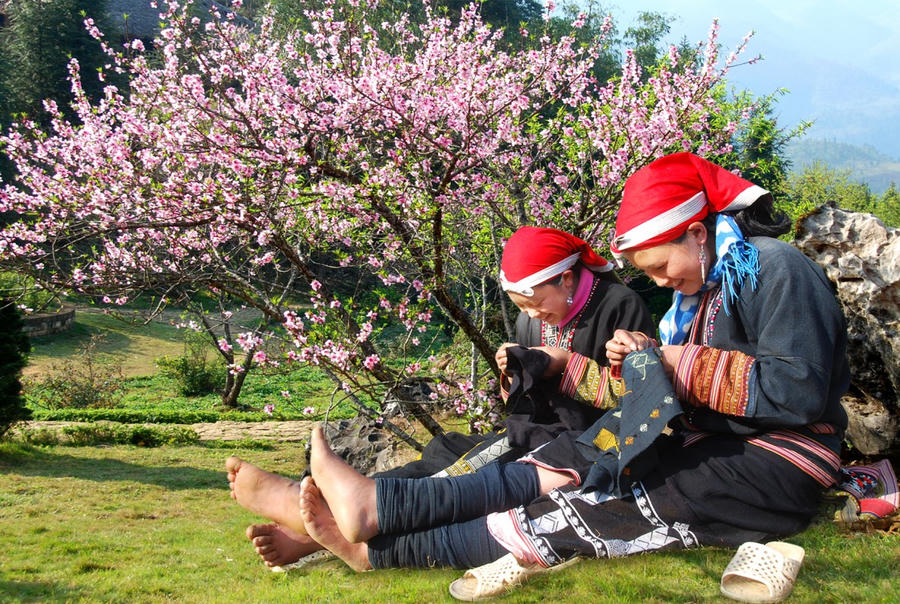 Sự độc đáo của văn hóa các dân tộc ở Sa Pa thể hiện trong không gian văn hóa của các làng bản. Ảnh PVHTT Sa Pa