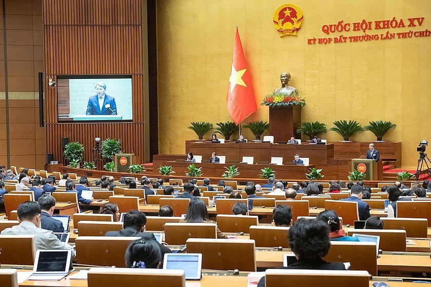 Quốc hội thảo luận tại Hội trường ngày 14/2 (Ảnh Cổng TTĐT Quốc hội)