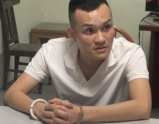 Tạm giữ hình sự 4 đối tượng chuyên cho vay nặng lãi ở Bắc Giang