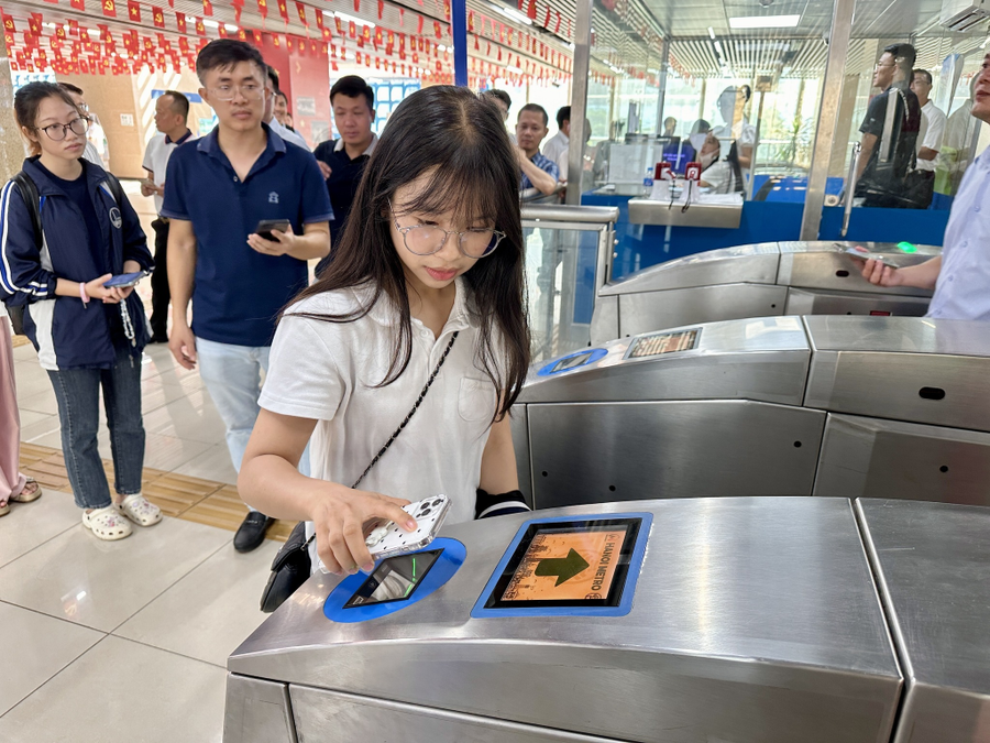 Hà Nội thử nghiệm áp dụng sinh trắc học khi đi metro Cát Linh - Hà Đông. (Ảnh: Hanoi Metro)
