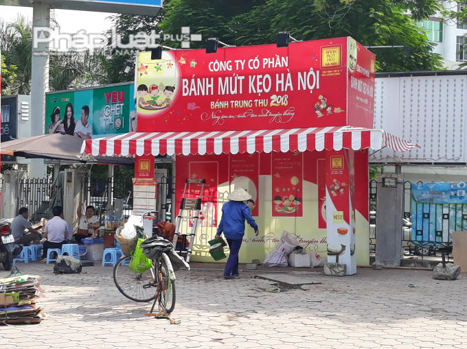 Năm nay bánh trung thu sau rằm không giảm giá ồ ạt để xả hàng như mọi năm.