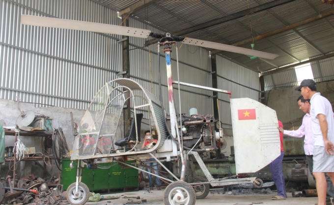 Chiếc trực thăng tự chế của người đàn ông sửa xe máy ở xứ Nghệ.