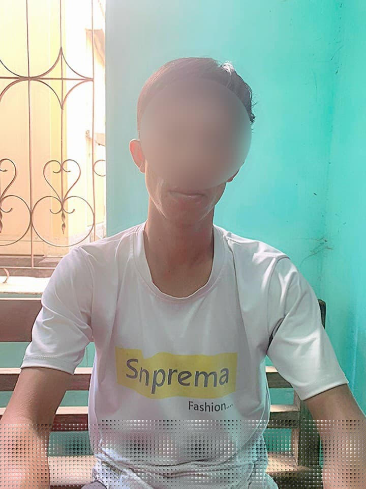 Đối tượng Tùng tại cơ quan Công an