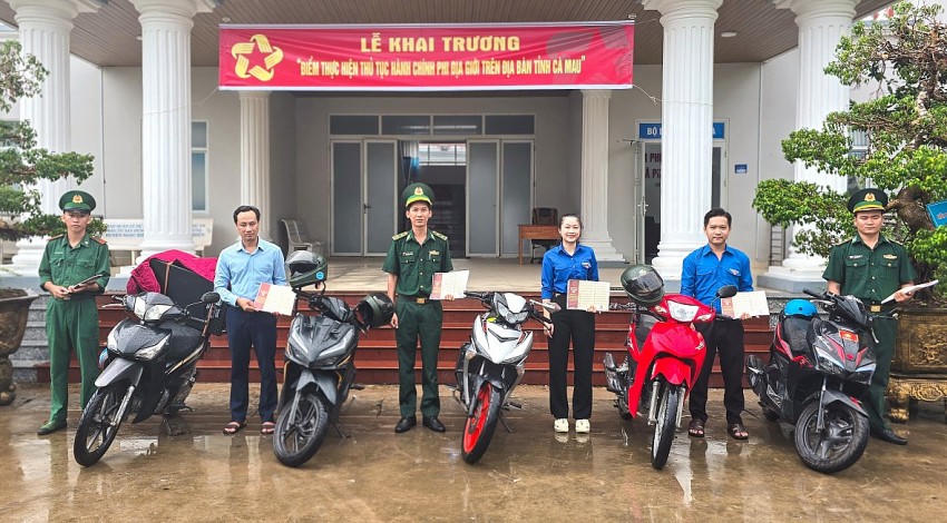 Bộ đội Biên phòng Rạch Gốc (Cà Mau) đồng hành cải cách thủ tục hành chính