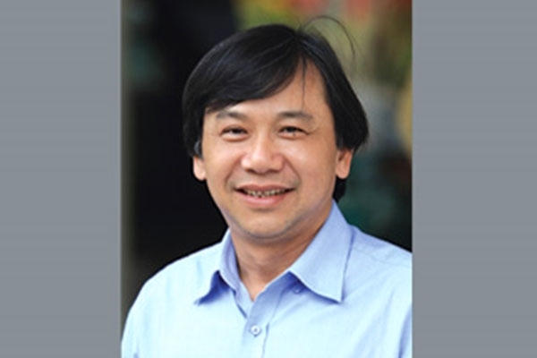 Được, mất gì khi bỏ “giờ giới nghiêm”?