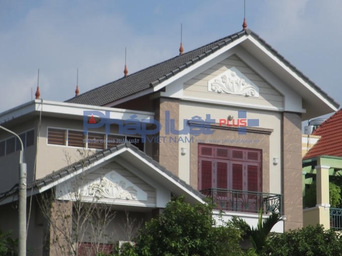 Nhiều nét hoa văn tinh xảo.