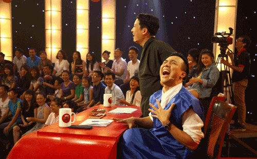 Trường Giang và Trấn Thành phấn khích trước phần trình diễn duyên dáng của "Hot boy trà sữa"