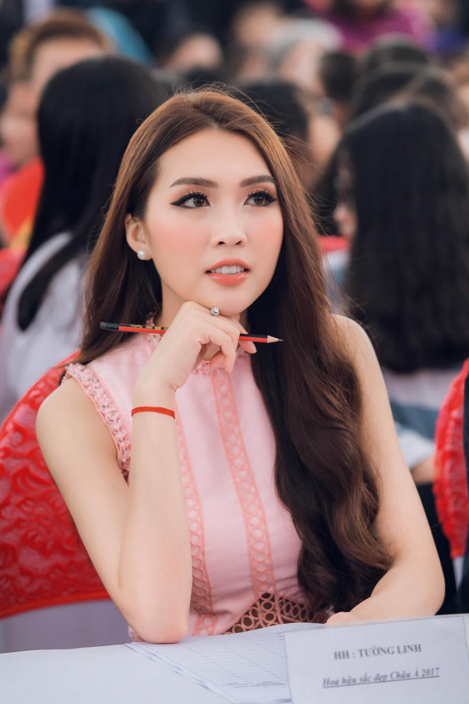 Phạm Hương, Tường Linh thân thiết cùng tham gia Lễ hội giao lưu văn hóa Việt Nhật