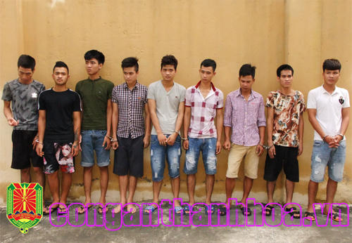 9 đối tượng trong vụ trộm cắp xe máy.