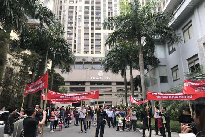 Lùm xùm nhìn từ Dự án Home City: Tụt giá, cư dân thiệt