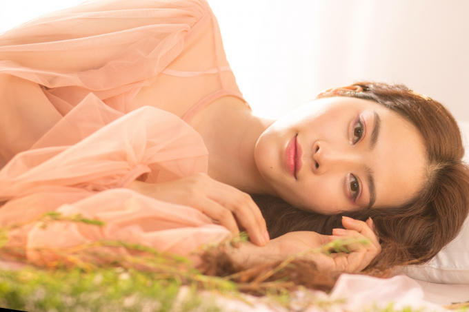 Nam Em bất ngờ tung MV ngọt ngào mừng Valentine trắng
