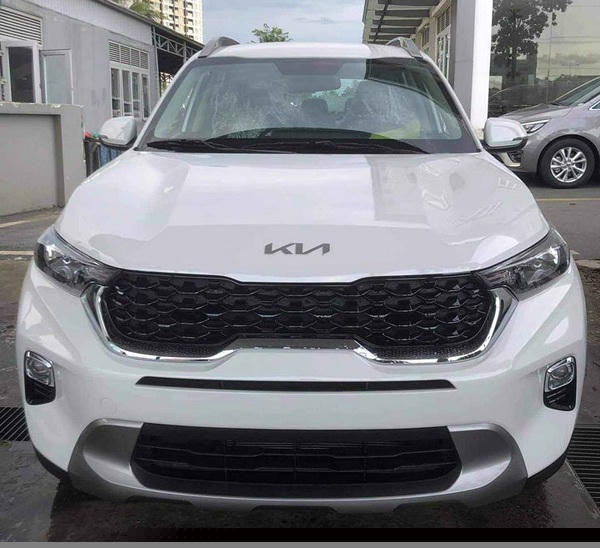 Loạt ô tô mới về đại lý, chờ ngày mở bán tại Việt Nam