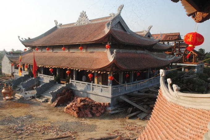 Chùa Lam Sơn nhìn từ lầu chuông. (Ảnh: Duy Ngợi).