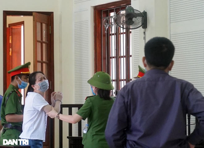 Vi Thị Nga