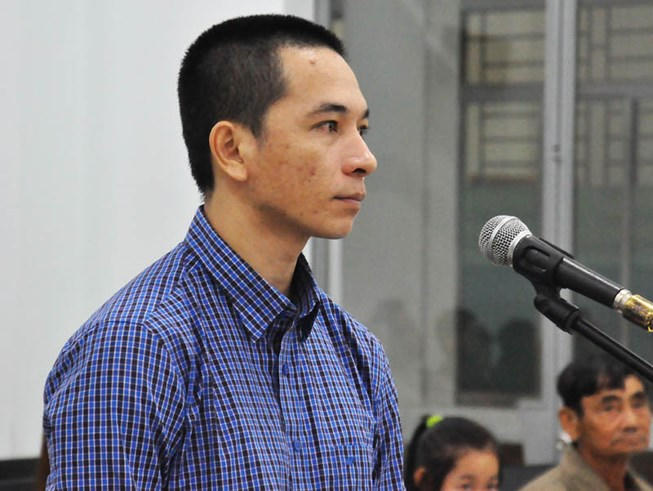 Bị cáo Huỳnh Út Việt tại phiên tòa. ( Ảnh: Tấn Lộc).