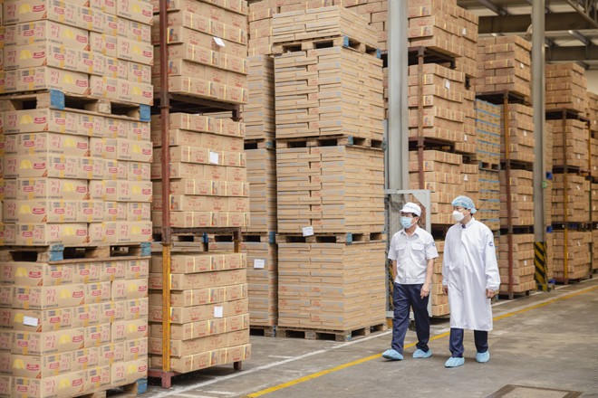 Lô sữa Vinamilk xuất cảng sang Trung Quốc, tin vui cho ngành sữa giữa đại dịch - ảnh 9