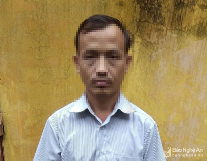 Thầy giáo Lầu Bá C. (Ảnh: báo Nghệ An)