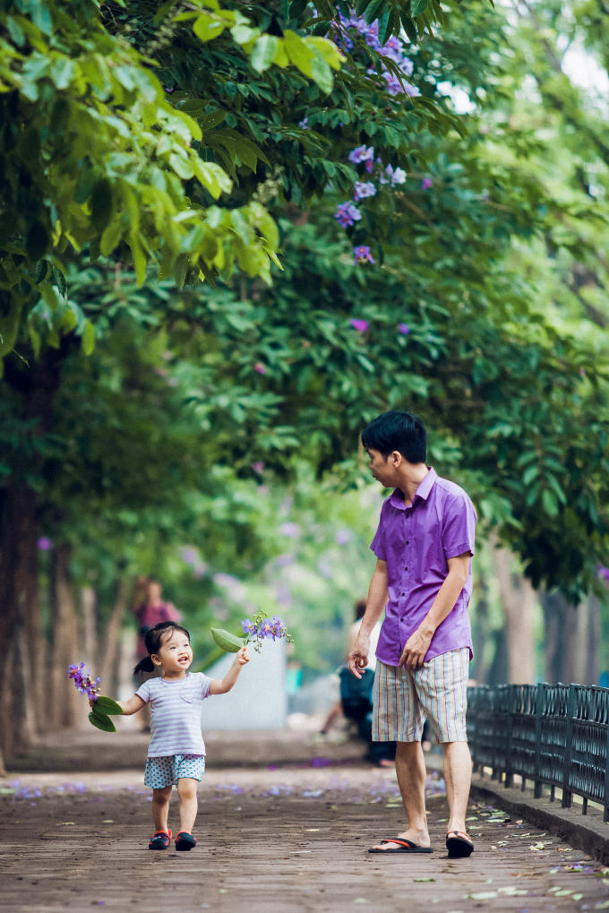 ... như 1 lời chào thu.