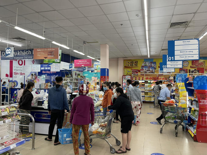 Siu thi Co.op mart 18.7
