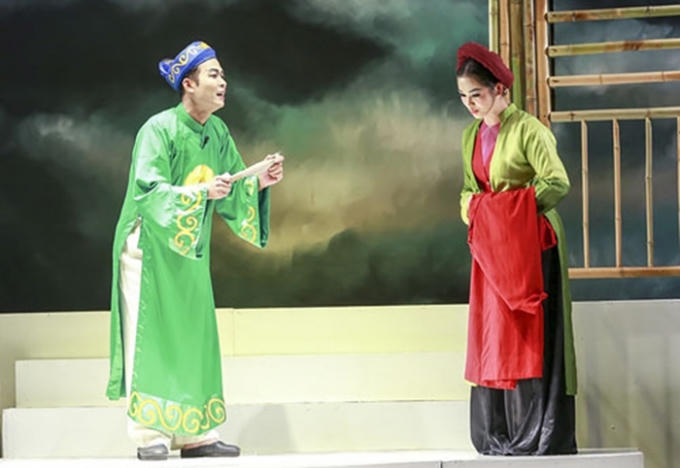 Chàng sỹ tử và hoa tình yêu kể về mối tình của chàng học trò nghèo Tuấn Long và cô thôn nữ xinh đẹp Hạ Vân. Ảnh: Internet