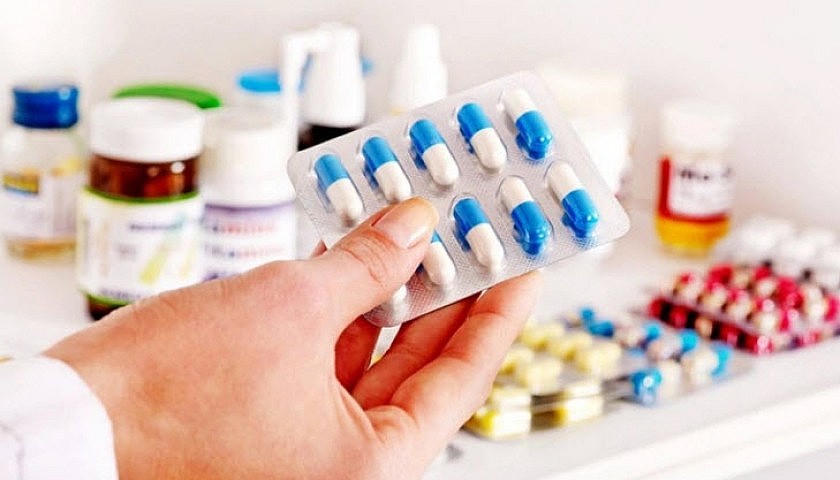 Bộ Y tế gia hạn giấy đăng ký lưu hành thêm hàng trăm loại thuốc, nguyên liệu làm thuốc.