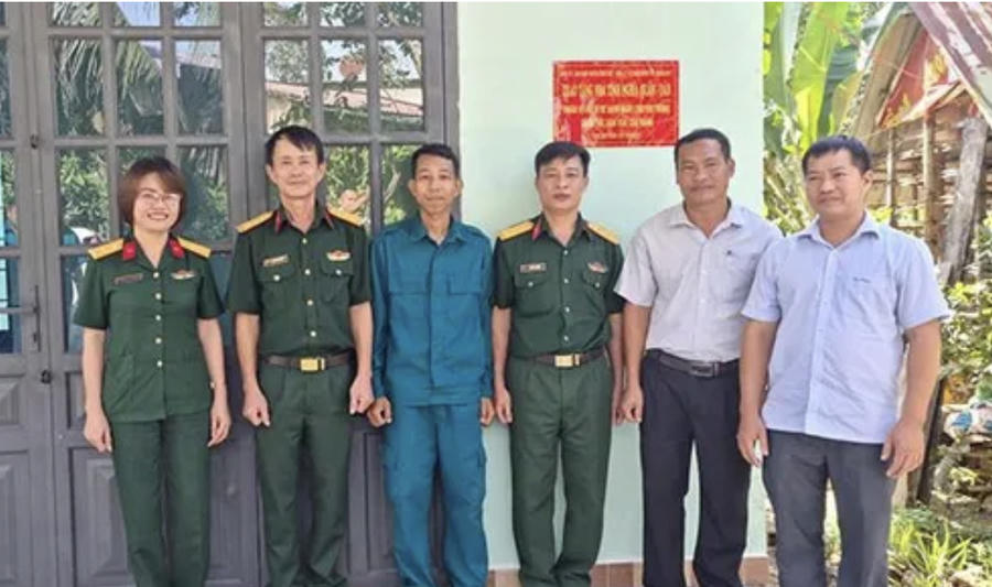 D899575A-6D97-4EE3-9933-7AA01547F8FA.