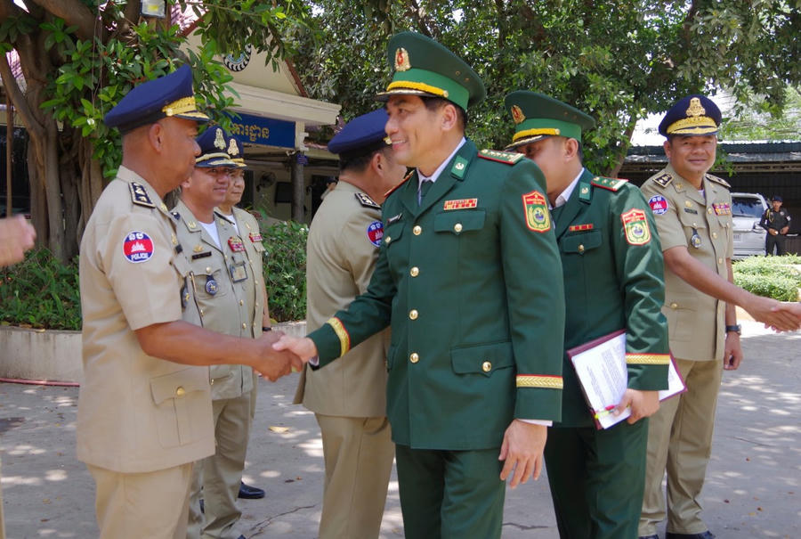 BĐBP tỉnh An Giang chúc Tết tại Công an tỉnh Kandal
