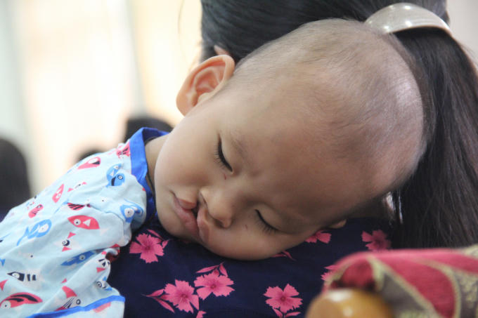 Cháu Trần Quang Đạt một trong những trường hợp được phẫu thuật thông qua chương trình.