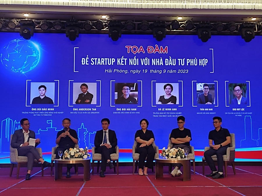 Quang cảnh tọa đàm.