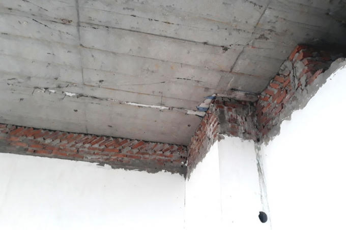 Cảnh nhếch nhác tại tầng 16.