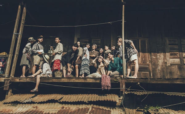 Bộ ảnh mang đậm chất Vintage của các bạn học sinh Trường THPT Hồng Đức đang nhận được sự quan tâm rất lớn từ cộng đồng mạng.