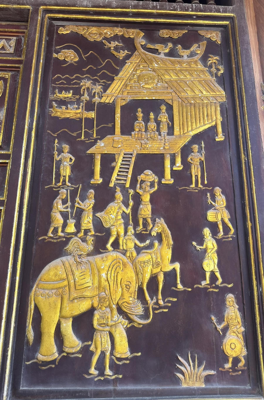 \"Bức