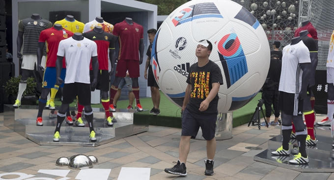 Cá độ bóng đá nở rộ ở Trung Quốc mùa Euro 2016. (Ảnh: AP)