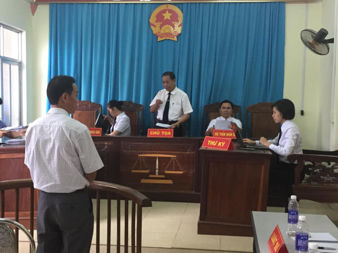 Ngày 25/5/2017, TAND tỉnh Sơn La đã tuyên bị cáo Lường Văn Định 30 tháng tù giam.