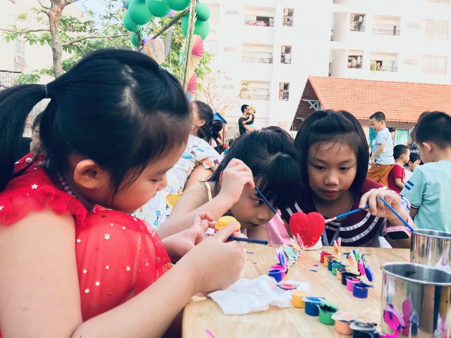 Tại TPHCM, phần lớn chỉ các trường tư thục mới giữ trẻ đến cận Tết (Ảnh minh họa)