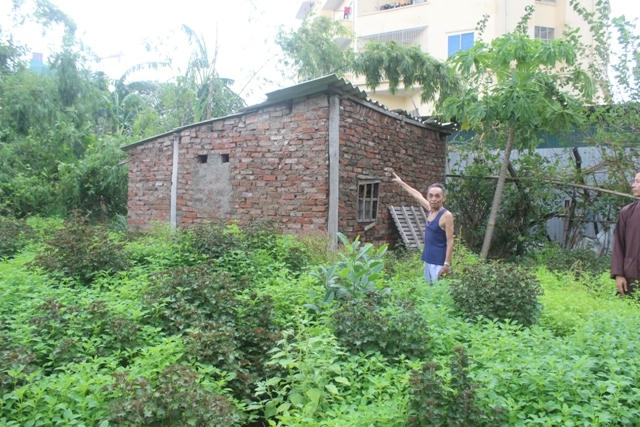 Mảnh đất gia đình ông tác sử dụng gần 1 thế kỷ, đã xây nhà nhiều năm trời, không có tranh chấp với ai nhưng bị thu hồi mà không được đền bù.