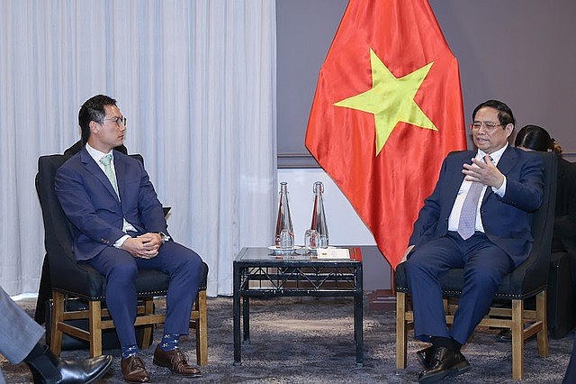 Thủ tướng Phạm Minh Chính tiếp ông Yi-Hua Lu, Giám đốc khu vực châu Á-Thái Bình Dương của Công ty Corio thuộc tập đoàn Macquarie - Ảnh: VGP/Nhật Bắc